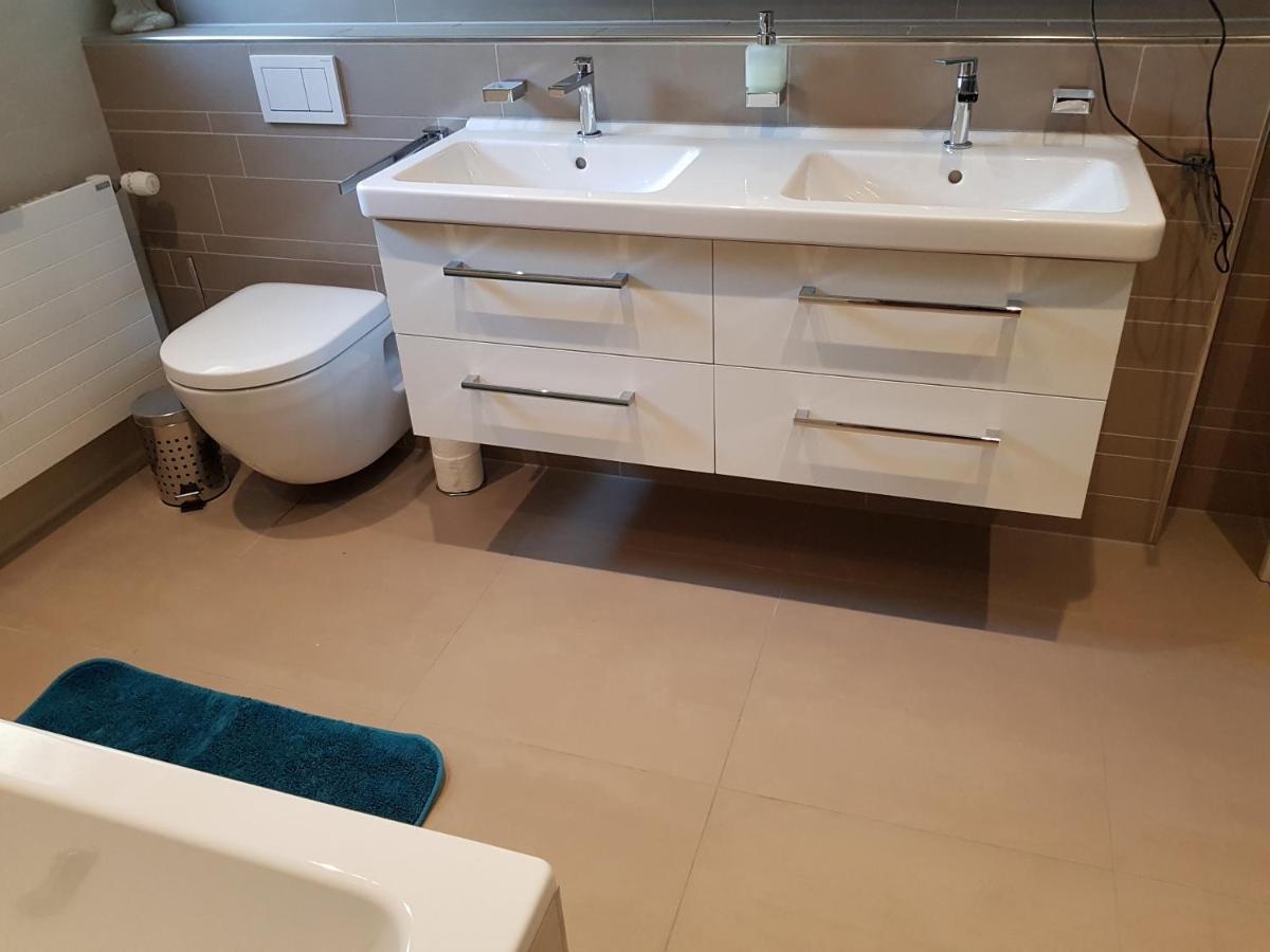 Ahornwohnung, Ruhige Lage, Naehe Bahnhof Und Zentrum 부크스 외부 사진
